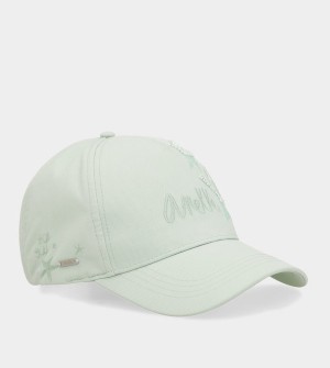 Anekke Peace Kalap | QIVS23684