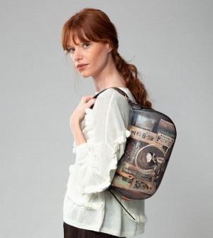 Anekke Shōen Oval With Chain Crossbody Táska | PJDM98042