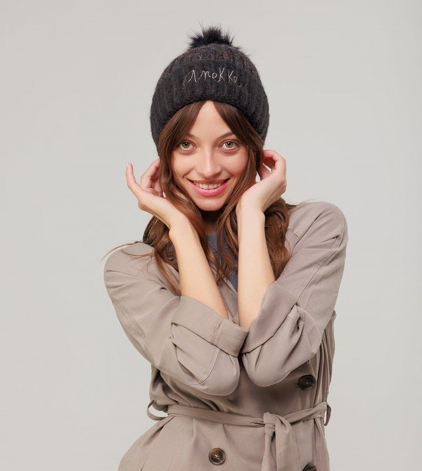 Anekke Black Knitted Beanie With Pompom Kalap | KWRB12754