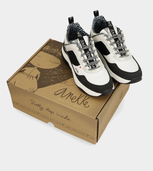 Anekke Fashion Black & White Cipő | EHWK82360
