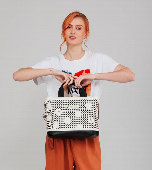 Anekke Handbag With Crossbody Strap Alma Kézitáska | CYLX06432