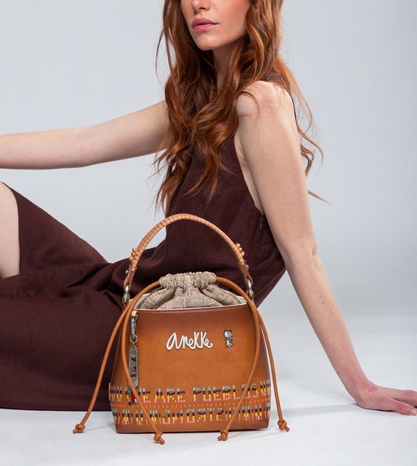 Anekke Magic Souls With Strap Kézitáska | MZSC81374