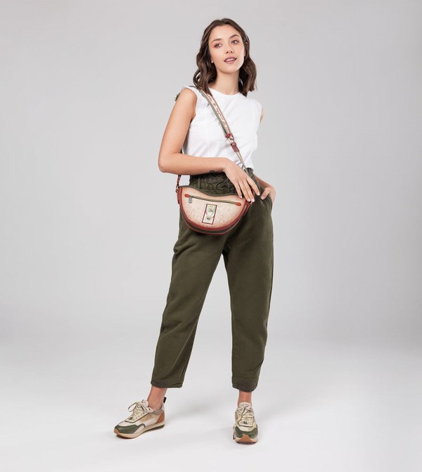 Anekke Peace & Love Camel Oval Crossbody Táska | URFC80734