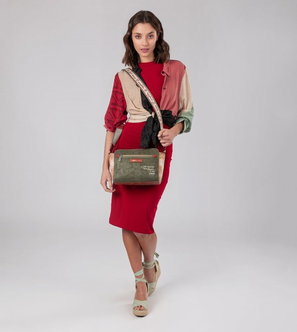 Anekke Peace & Love Camel Rectangular Crossbody Táska | QYKM70836