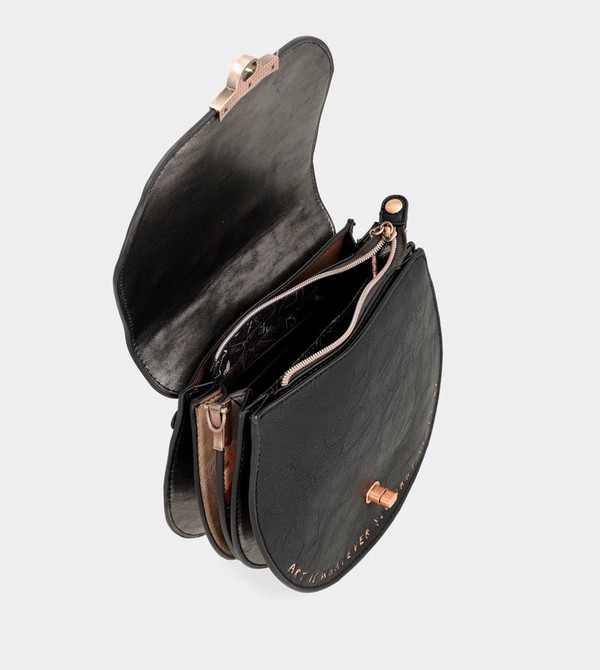 Anekke Shōen Oval With Flap Kézitáska | HBTW79581