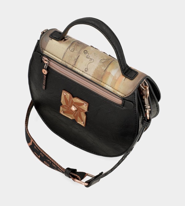 Anekke Shōen Oval With Flap Kézitáska | HBTW79581
